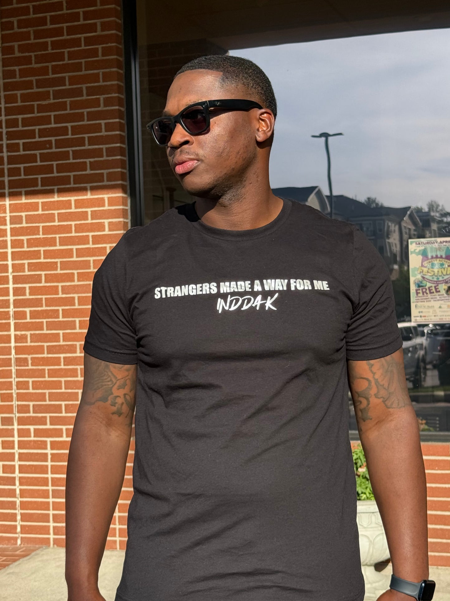 INDDAK “STRANGERS” T-SHIRT